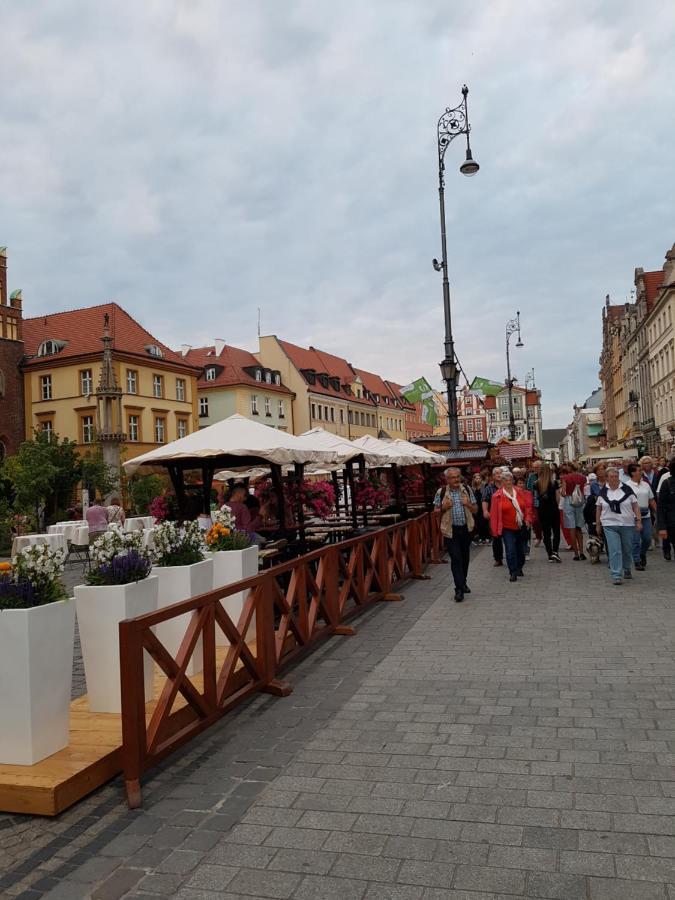Апартаменты Rynek Вроцлав Экстерьер фото